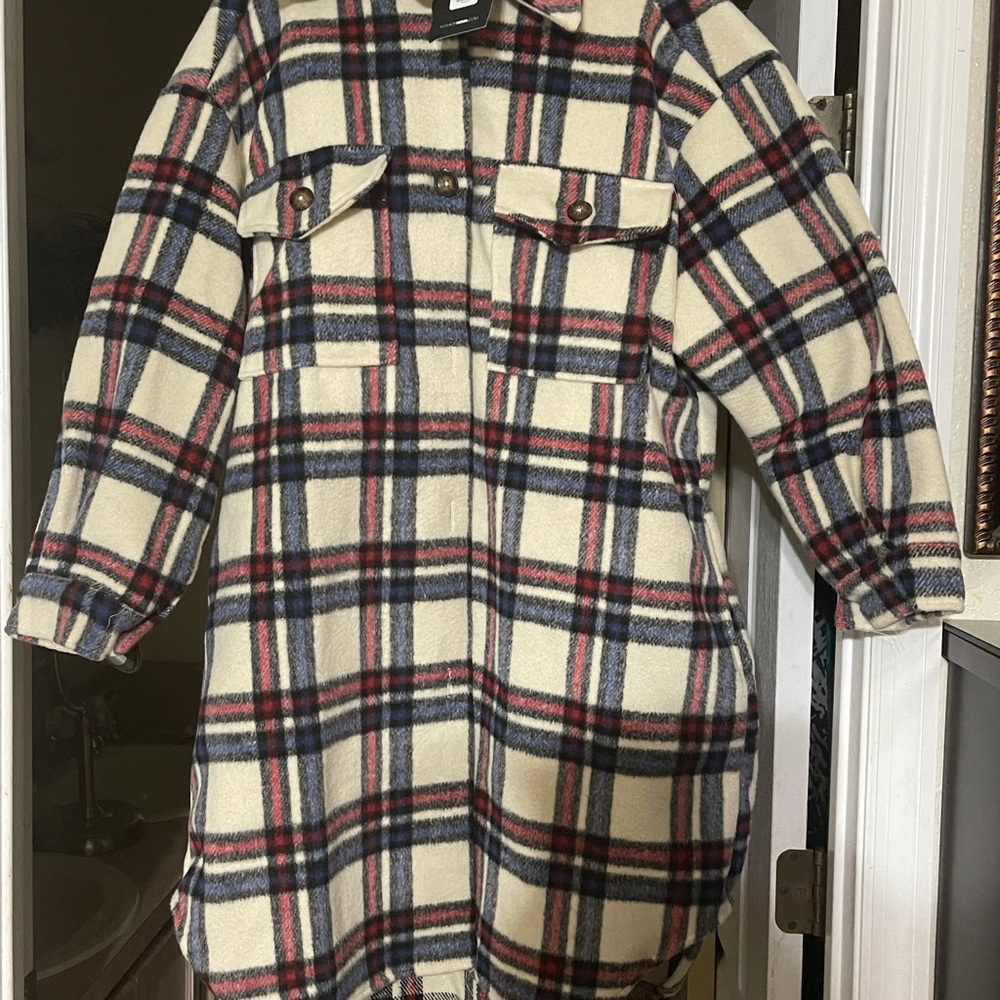 Shacket jacket M/L runs big